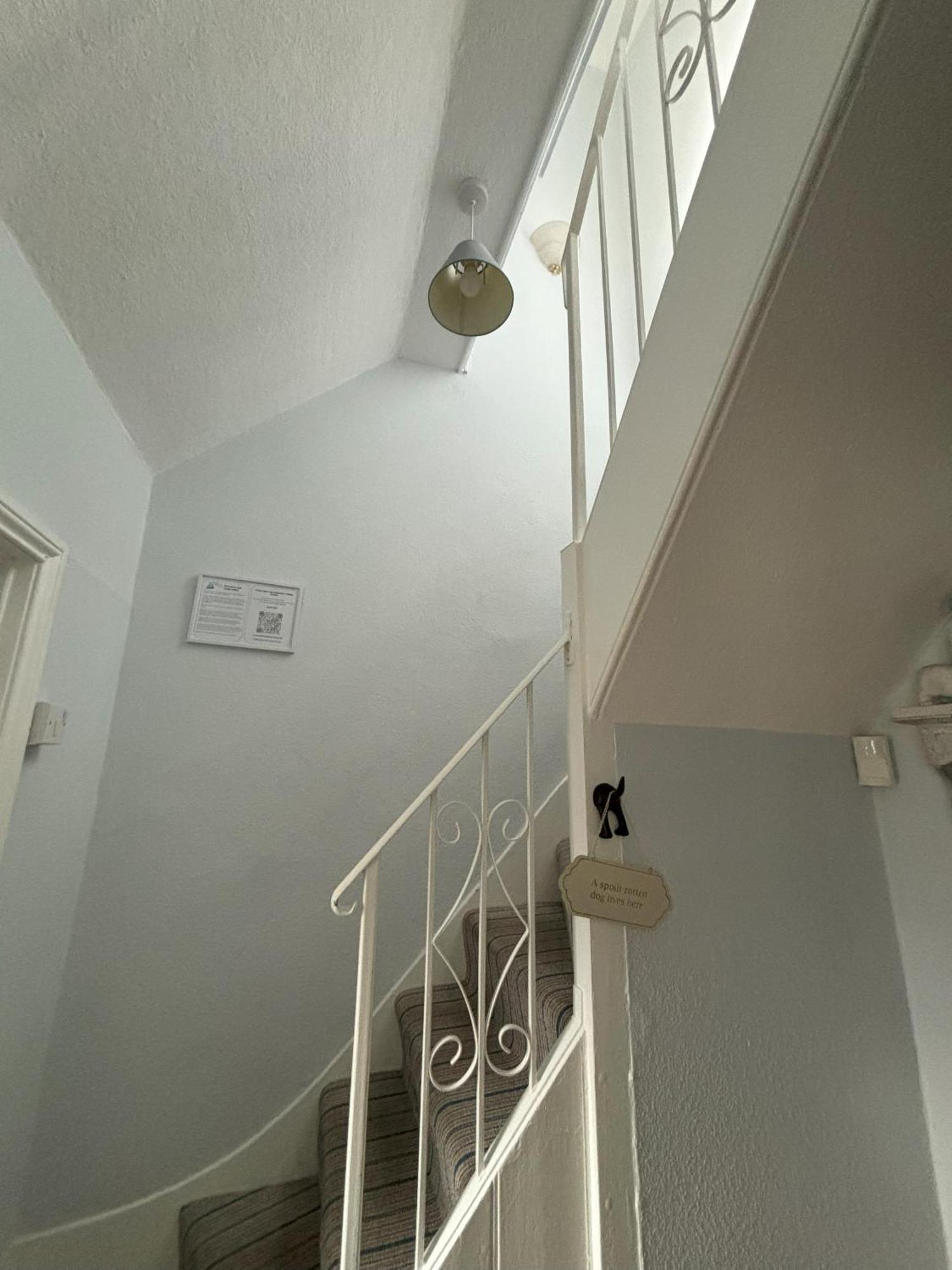 Downs Gate Cottage Eastbourne Bagian luar foto