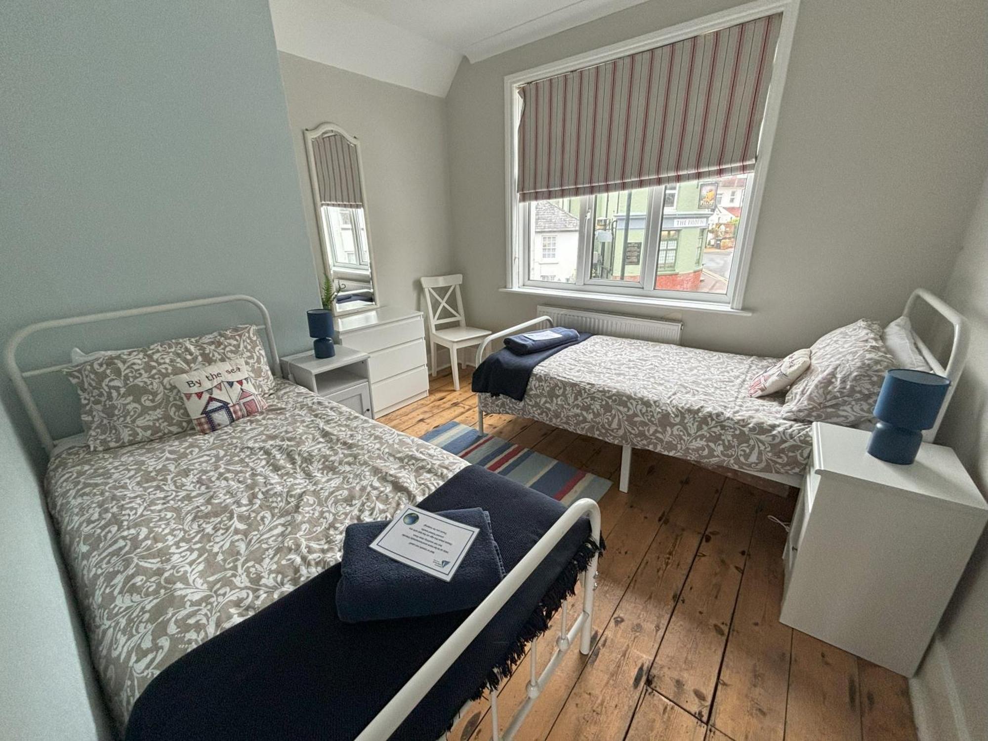 Downs Gate Cottage Eastbourne Bagian luar foto