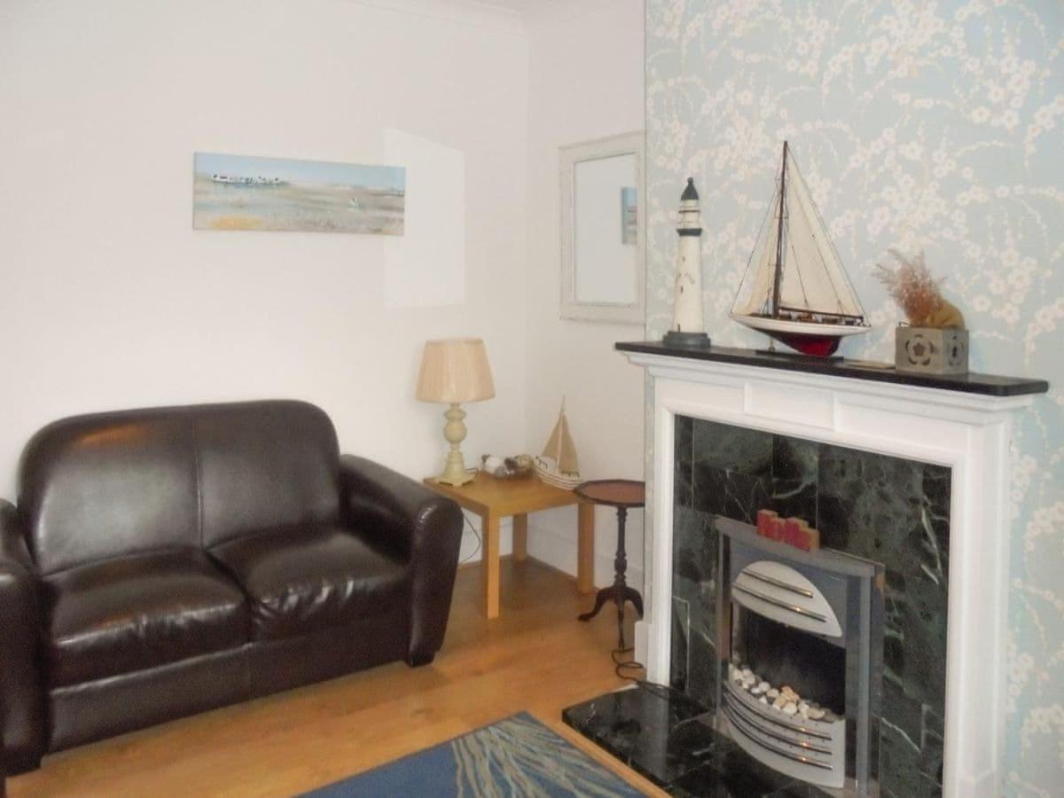 Downs Gate Cottage Eastbourne Bagian luar foto