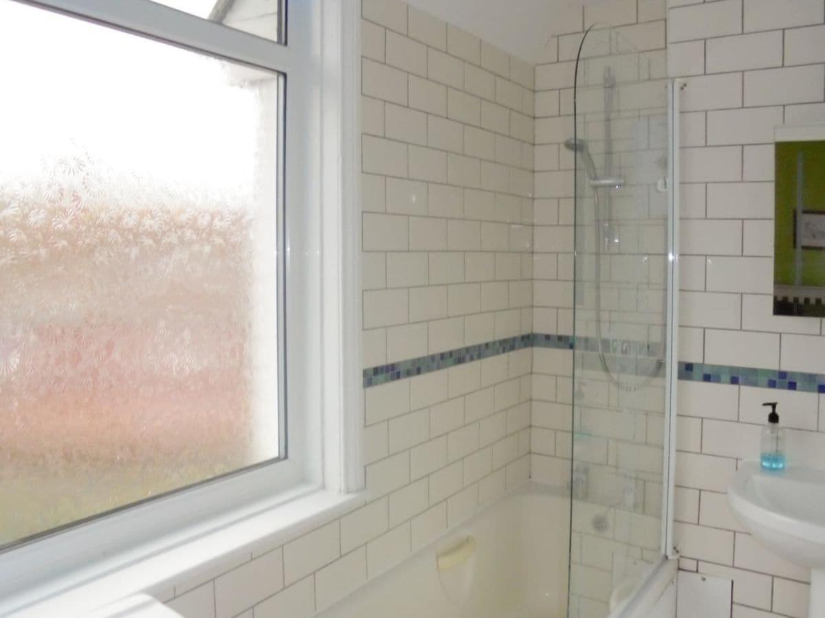 Downs Gate Cottage Eastbourne Bagian luar foto